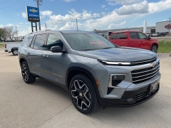 New 2026  Chevrolet Traverse AWD 4dr High Country w&sol;2LZ at Ollenburg Motors near Garner&comma; IA
