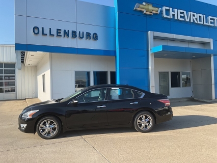 Used 2015 Nissan Altima 4d Sedan SL 2.5L at Ollenburg Motors near Garner, IA