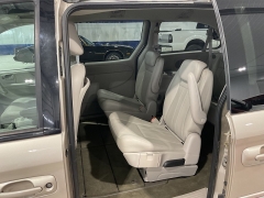 Used 2006  Chrysler Town & Country 4d Wagon Touring at Ollenburg Motors near Garner&comma; IA