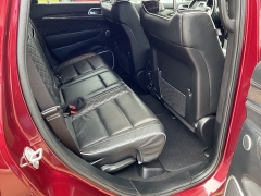 Used 2020  Jeep Grand Cherokee 4d SUV 4WD Summit V8 at Ollenburg Motors near Garner, IA