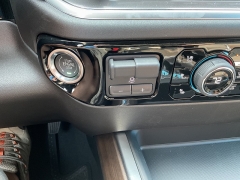 New 2025 Chevrolet Silverado 3500HD 4WD Crew Cab 159" High Country Dsl at Ollenburg Motors near Garner, IA