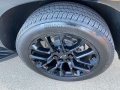 Used 2024  Chevrolet Suburban 4WD 4dr High Country at Ollenburg Motors near Garner&comma; IA