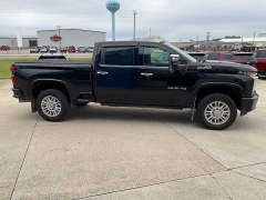 Used 2022 Chevrolet Silverado 3500HD 4WD Crew Cab 159" High Country Dsl at Ollenburg Motors near Garner, IA