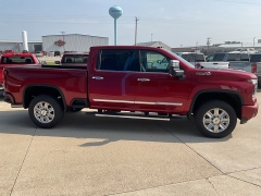 New 2025 Chevrolet Silverado 3500HD 4WD Crew Cab 159" High Country Dsl at Ollenburg Motors near Garner, IA