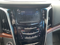 Used 2019  Cadillac Escalade 4d SUV 4WD Luxury at Ollenburg Motors near Garner&comma; IA