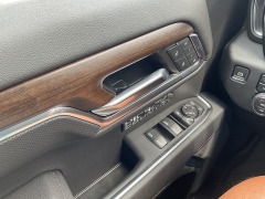 New 2026 Chevrolet Silverado 1500 4WD Crew Cab 147" High Country at Ollenburg Motors near Garner, IA
