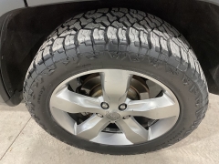 Used 2013  Jeep Grand Cherokee 4d SUV 4WD Limited at Ollenburg Motors near Garner&comma; IA