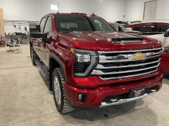 Used 2024  Chevrolet Silverado 2500HD 4WD Crew Cab 159" High Country Gas at Ollenburg Motors near Garner&comma; IA