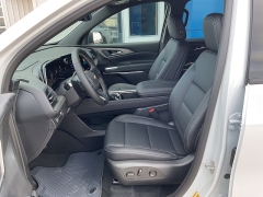 New 2026  Chevrolet Traverse AWD 4dr LT w&sol;2LT at Ollenburg Motors near Garner&comma; IA