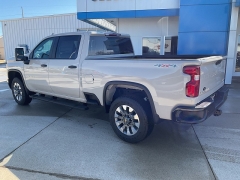 New 2026  Chevrolet Silverado 2500HD 4WD Crew Cab 159" Custom Dsl at Ollenburg Motors near Garner&comma; IA