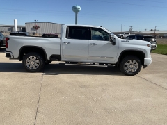 New 2026  Chevrolet Silverado 2500HD 4WD Crew Cab 159" High Country Dsl at Ollenburg Motors near Garner&comma; IA