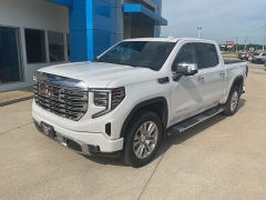 Used 2023 GMC Sierra 1500 4WD Crew Cab 147" Denali at Ollenburg Motors near Garner, IA