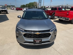 New 2025 Chevrolet Trax FWD 4dr LT at Ollenburg Motors near Garner, IA