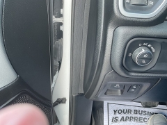 Used 2021  Ram 1500 4WD Big Horn Crew Cab 5'7" Box at Ollenburg Motors near Garner&comma; IA