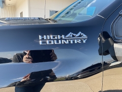 Used 2022  Chevrolet Silverado 3500HD 4WD Crew Cab 159" High Country Dsl at Ollenburg Motors near Garner&comma; IA