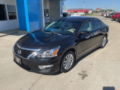 Used 2015 Nissan Altima 4d Sedan S 2.5L at Ollenburg Motors near Garner, IA