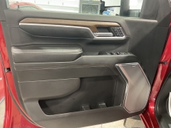 Used 2024  Chevrolet Silverado 2500HD 4WD Crew Cab 159" High Country Gas at Ollenburg Motors near Garner&comma; IA