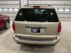 Used 2006  Chrysler Town & Country 4d Wagon Touring at Ollenburg Motors near Garner&comma; IA