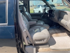 Used 1999  Chevrolet Suburban 1500 SUV 4WD LT at Ollenburg Motors near Garner&comma; IA