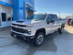 New 2026  Chevrolet Silverado 2500HD 4WD Crew Cab 159" Custom Dsl at Ollenburg Motors near Garner&comma; IA