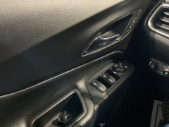 Used 2019  Chevrolet Equinox 4d SUV AWD LT w&sol;1LT at Ollenburg Motors near Garner&comma; IA