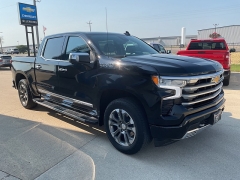 Used 2023  Chevrolet Silverado 1500 4WD Crew Cab 147" High Country at Ollenburg Motors near Garner&comma; IA