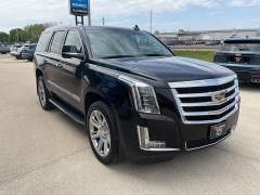 Used 2019  Cadillac Escalade 4d SUV 4WD Luxury at Ollenburg Motors near Garner&comma; IA