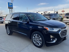 Used 2021  Chevrolet Traverse FWD 4dr Premier at Ollenburg Motors near Garner&comma; IA