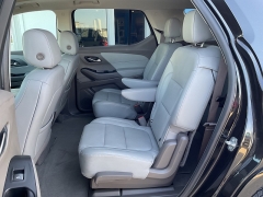 Used 2021  Chevrolet Traverse FWD 4dr Premier at Ollenburg Motors near Garner&comma; IA