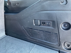Used 2024  Chevrolet Suburban 4WD 4dr High Country at Ollenburg Motors near Garner&comma; IA