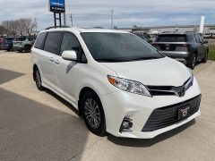 Used 2018  Toyota Sienna 4d Wagon XLE 7-Pass w&sol;Auto Access Seat at Ollenburg Motors near Garner&comma; IA