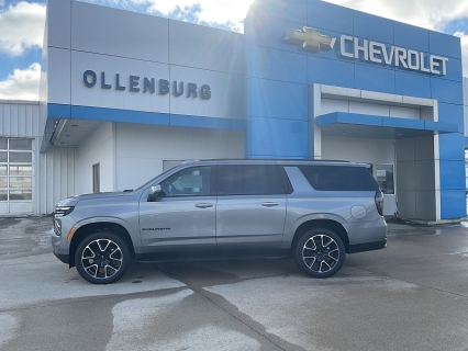 New 2026 Chevrolet Suburban 4WD 4dr RST at Ollenburg Motors near Garner, IA