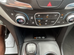 Used 2018  Chevrolet Equinox 4d SUV AWD Premier w&sol;2LZ at Ollenburg Motors near Garner&comma; IA