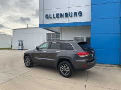 Used 2017  Jeep Grand Cherokee 4d SUV 4WD Limited at Ollenburg Motors near Garner&comma; IA