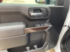 Used 2021  GMC Sierra 1500 4WD Crew Cab 157" Elevation at Ollenburg Motors near Garner&comma; IA