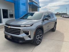 New 2026  Chevrolet Traverse AWD 4dr High Country w&sol;2LZ at Ollenburg Motors near Garner&comma; IA
