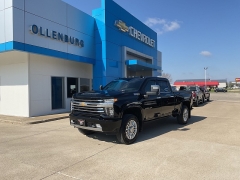 Used 2022  Chevrolet Silverado 3500HD 4WD Crew Cab 159" High Country Dsl at Ollenburg Motors near Garner&comma; IA