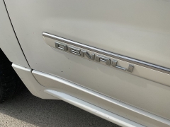 Used 2015 GMC Acadia 4d SUV AWD Denali at Ollenburg Motors near Garner, IA