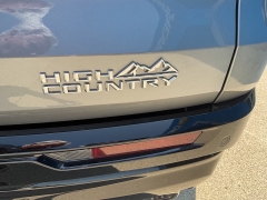 Used 2026  Chevrolet Traverse AWD 4dr High Country w&sol;2LZ at Ollenburg Motors near Garner&comma; IA