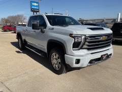 New 2026  Chevrolet Silverado 2500HD 4WD Crew Cab 159" High Country Dsl at Ollenburg Motors near Garner&comma; IA
