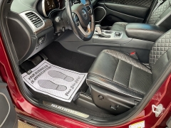 Used 2020  Jeep Grand Cherokee 4d SUV 4WD Summit V8 at Ollenburg Motors near Garner, IA