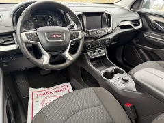 Used 2024  GMC Terrain FWD 4dr SLE at Maxx Loans near St&period; Adrian&comma; MI