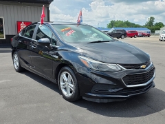 Used 2017 Chevrolet Cruze 4d Sedan LT Auto at Maxx Loans near St. Adrian, MI