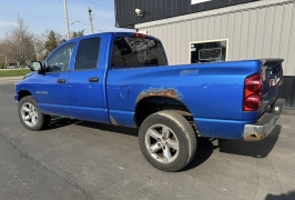 Used 2007 Dodge Ram 1500 4WD Quad Cab SLT at Maxx Loans near ,