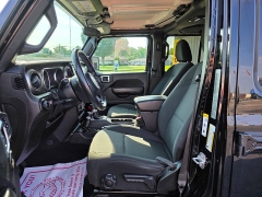 Used 2020 Jeep Wrangler Unlimited 4d SUV 4WD Sport at Maxx Loans near St. Adrian, MI