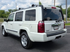 Used 2009 Jeep Commander 4d SUV 4WD Limited at Maxx Loans near St. Adrian, MI