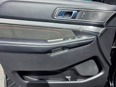 Used 2018 Ford Explorer 4d SUV 4WD XLT at Maxx Loans near St. Adrian, MI