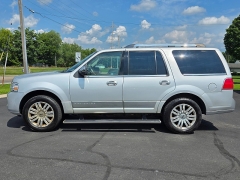 Used 2014 Lincoln Navigator 4d SUV 4WD at Maxx Loans near St. Adrian, MI
