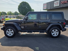 Used 2020 Jeep Wrangler Unlimited 4d SUV 4WD Sport at Maxx Loans near St. Adrian, MI