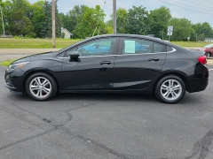 Used 2017 Chevrolet Cruze 4d Sedan LT Auto at Deal King Adrian near Adrian, MI